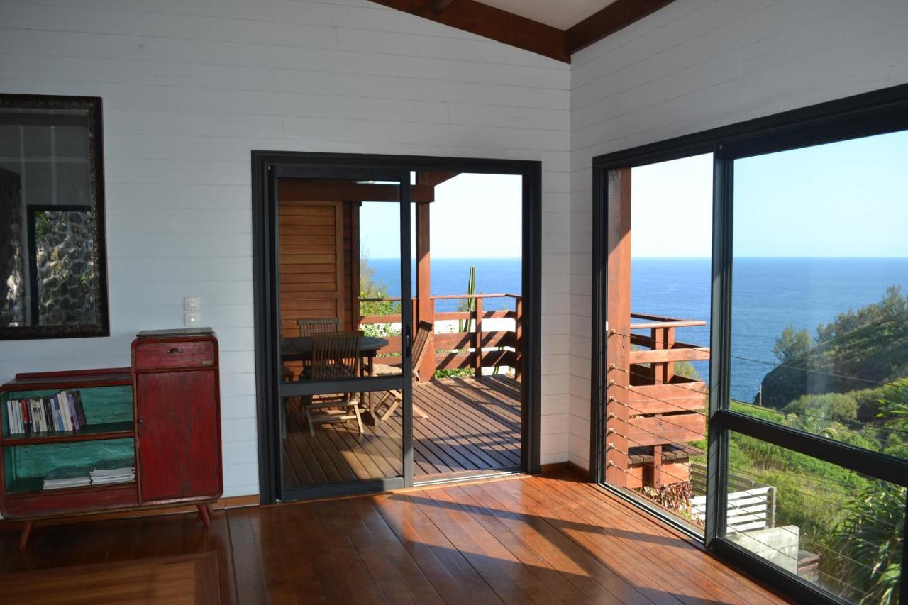 Villa Atypique Le Chat Perche De Grand Anse Petite Île Exterior foto